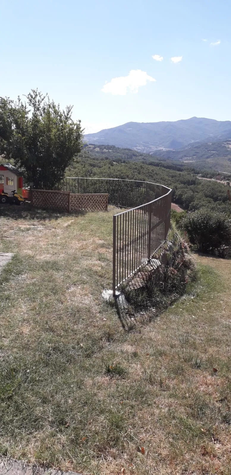 Cancellata in ferro a Collecchio, Parma